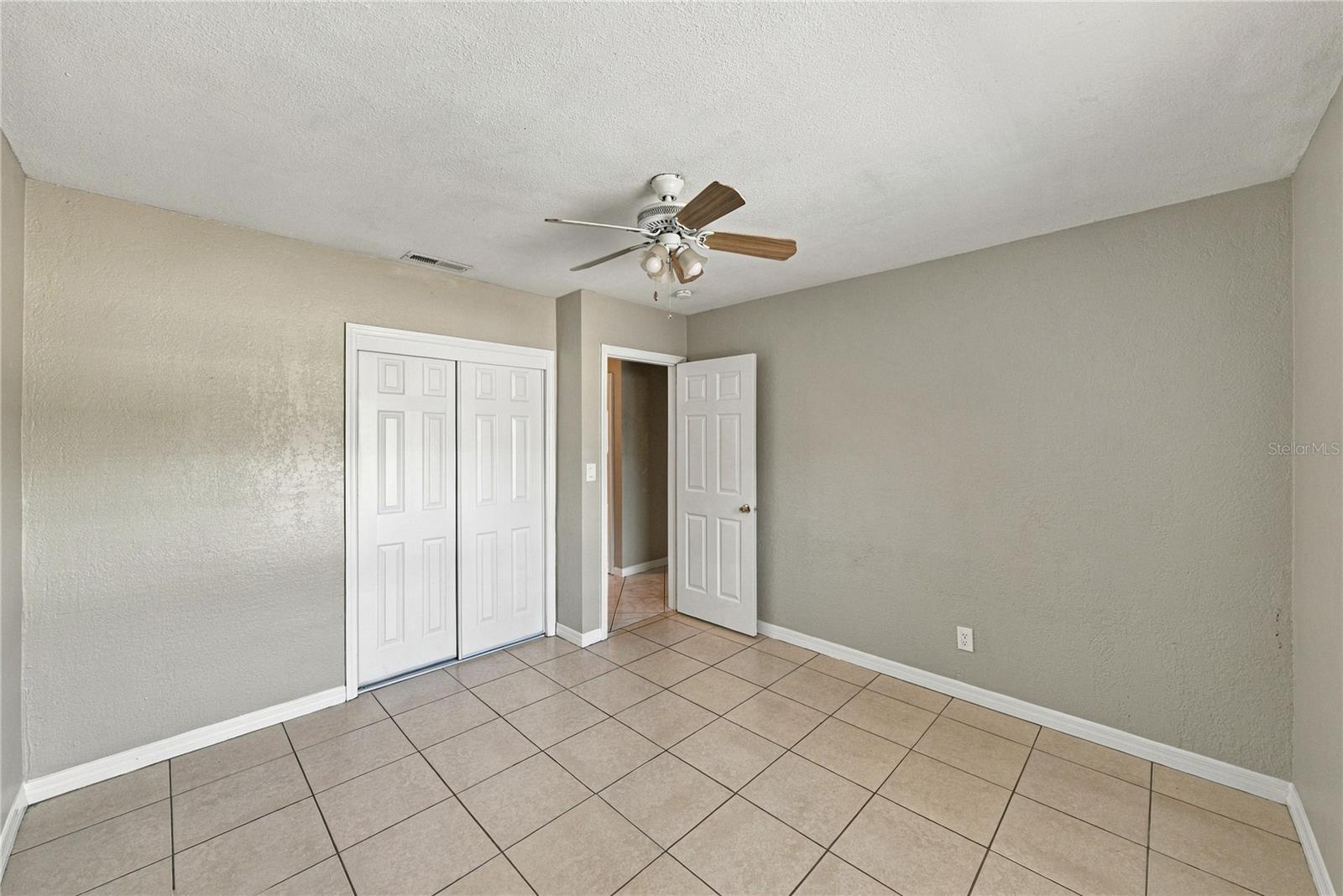 4260 NARVAREZ WAY S, St Petersburg, FL 33712