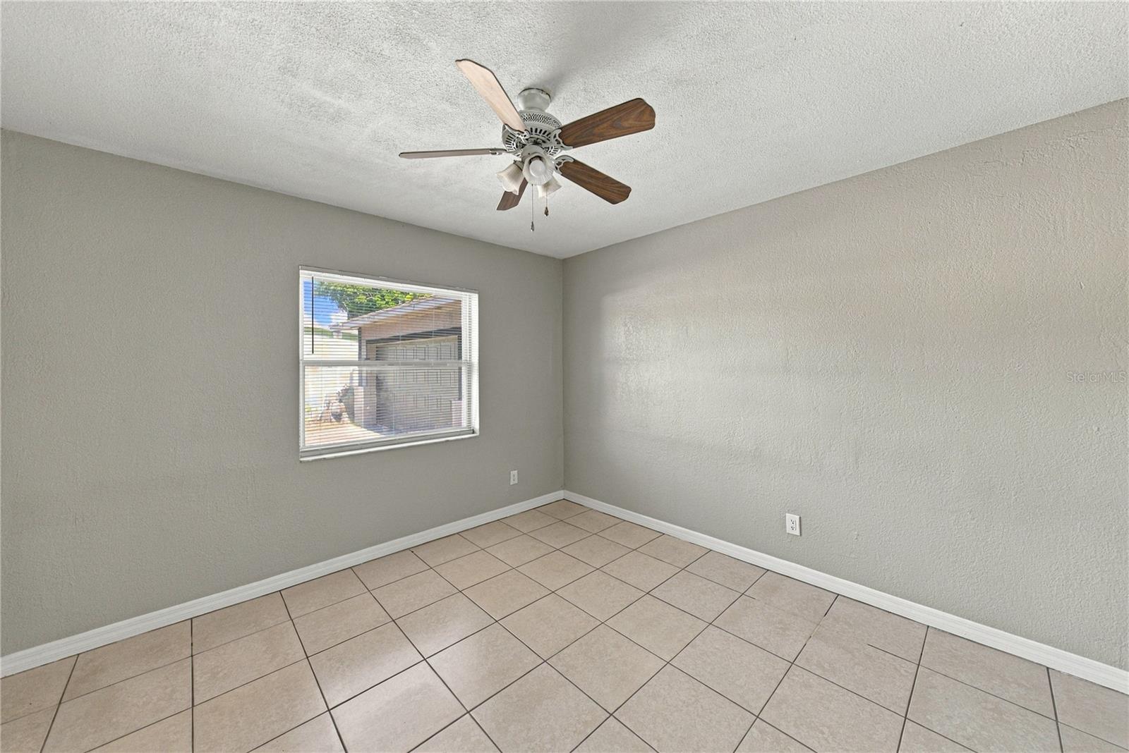 4260 NARVAREZ WAY S, St Petersburg, FL 33712