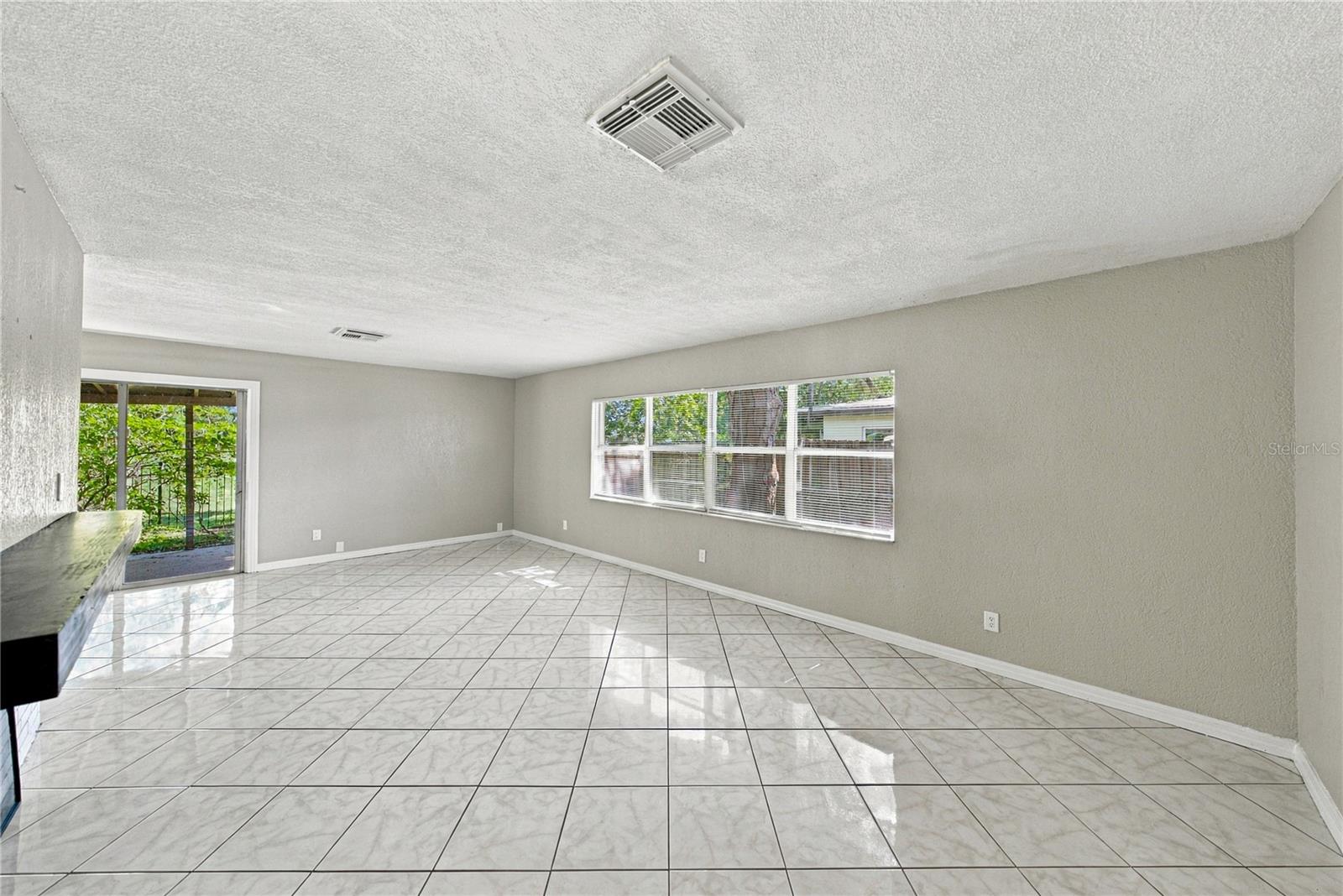 4260 NARVAREZ WAY S, St Petersburg, FL 33712