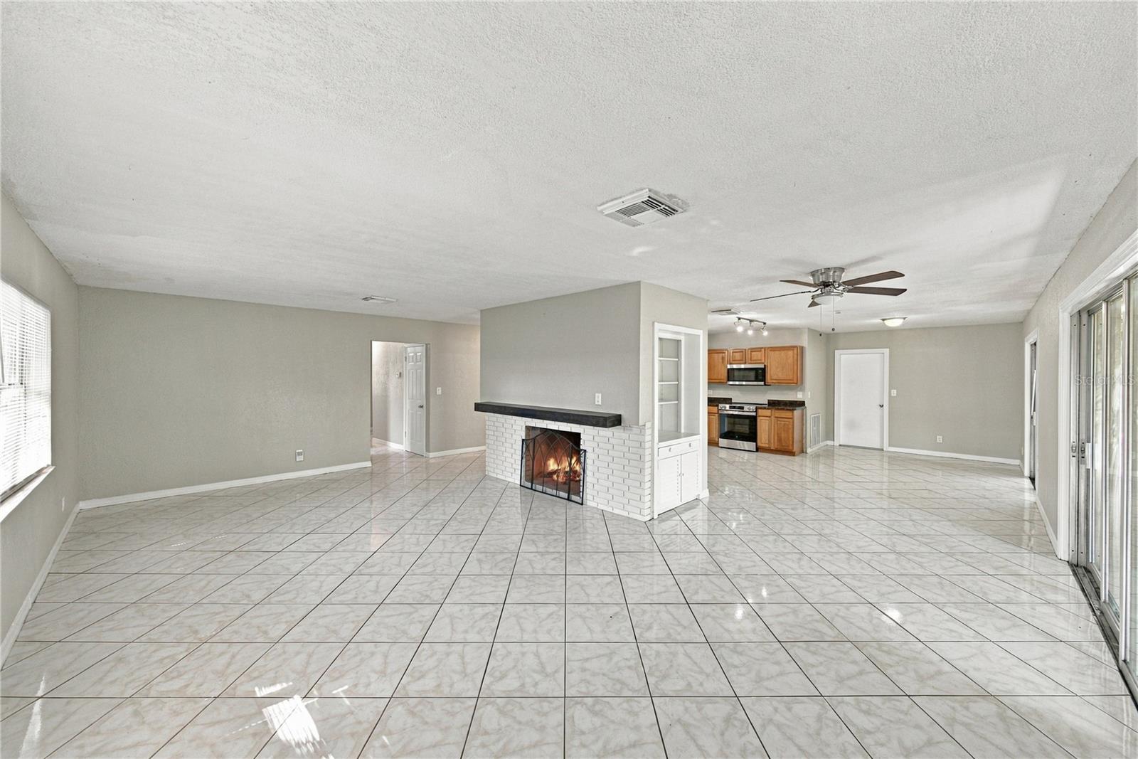 4260 NARVAREZ WAY S, St Petersburg, FL 33712