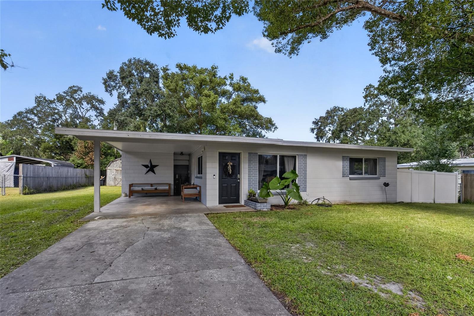 210 PEAK DRIVE, Brooksville, FL 34601