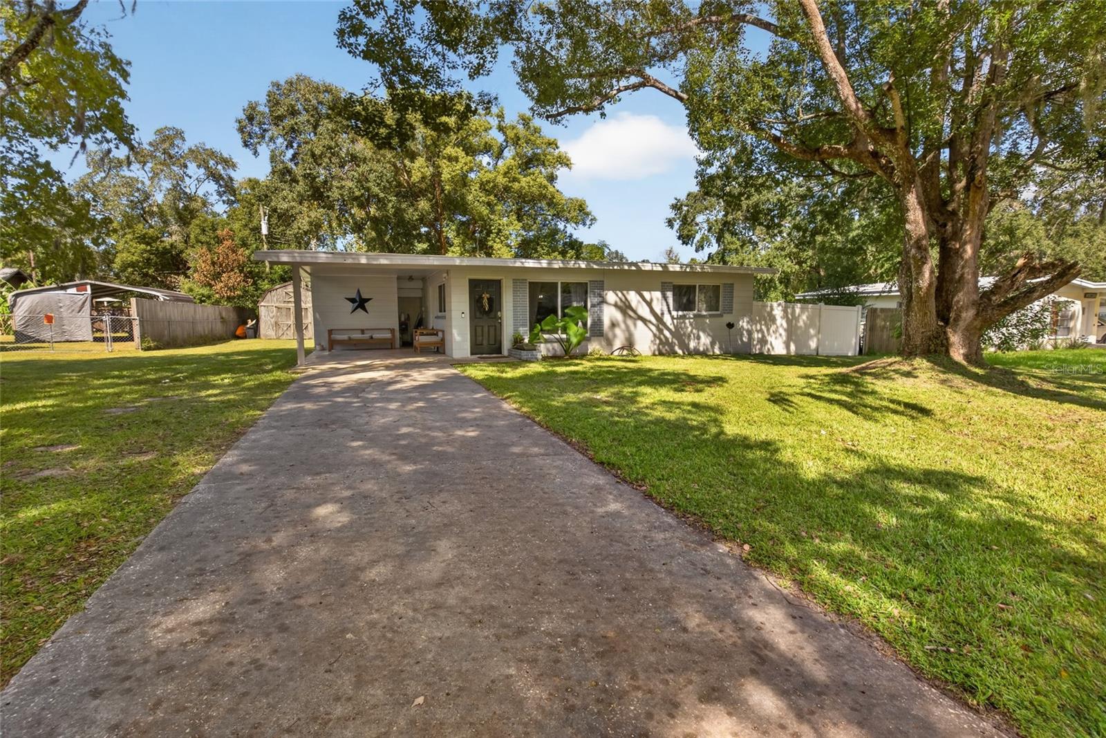 210 PEAK DRIVE, Brooksville, FL 34601