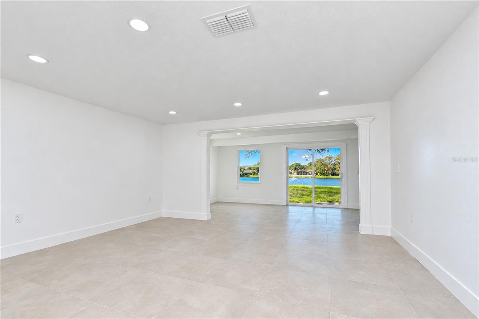 404 LAKEVIEW DRIVE, Oldsmar, FL 34677