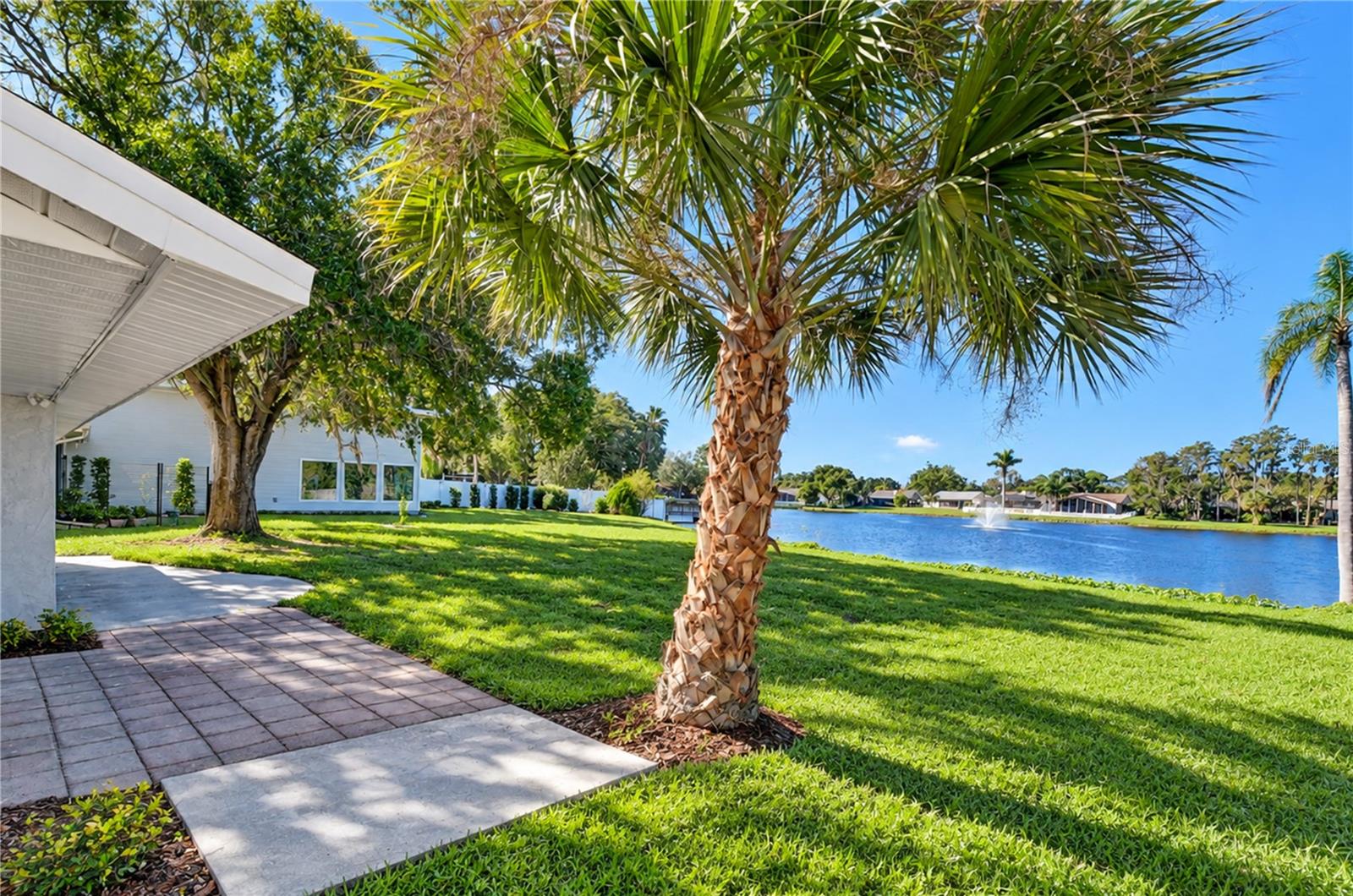 404 LAKEVIEW DRIVE, Oldsmar, FL 34677