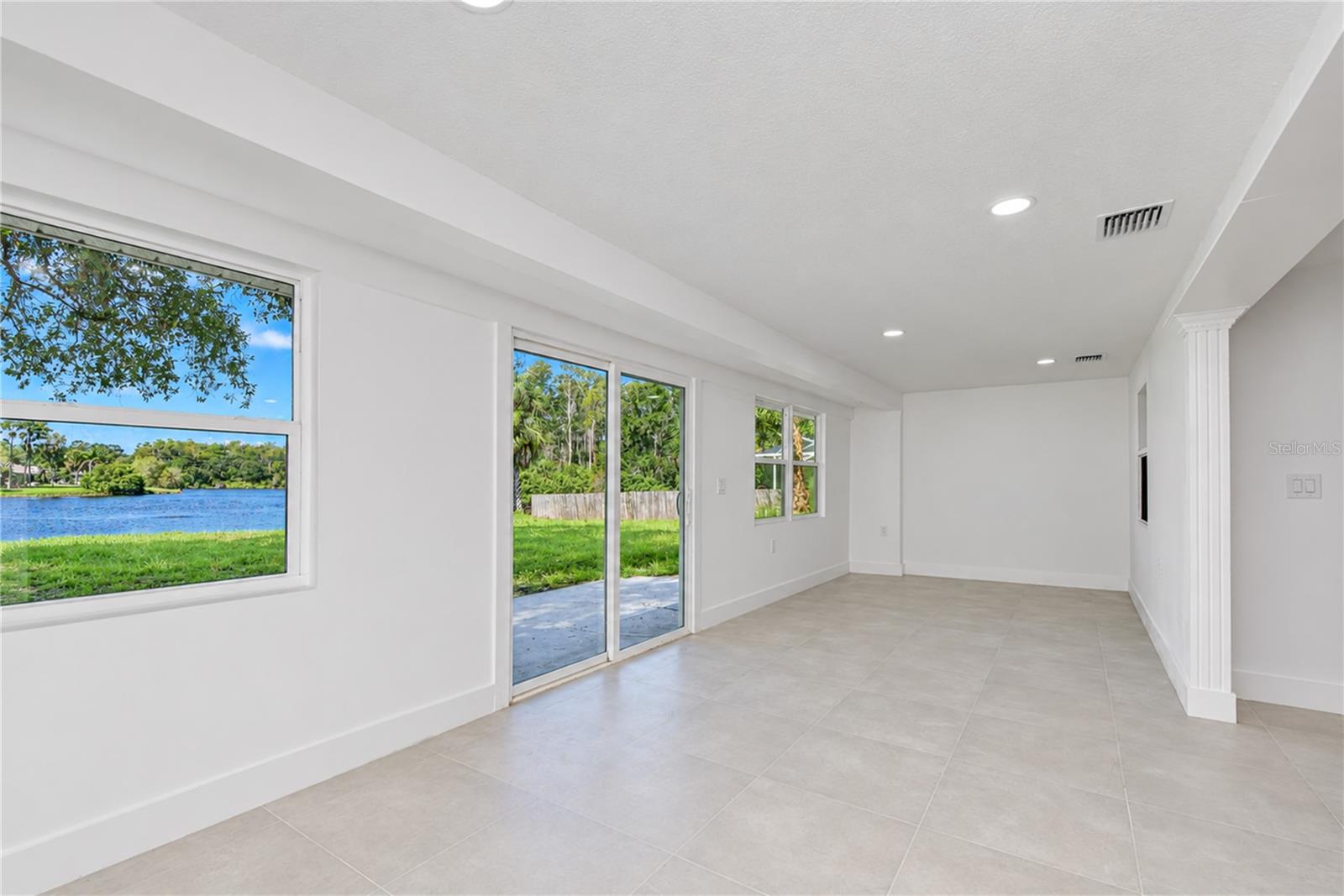 404 LAKEVIEW DRIVE, Oldsmar, FL 34677