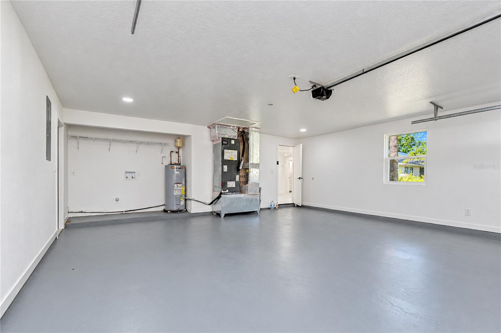 404 LAKEVIEW DRIVE, Oldsmar, FL 34677