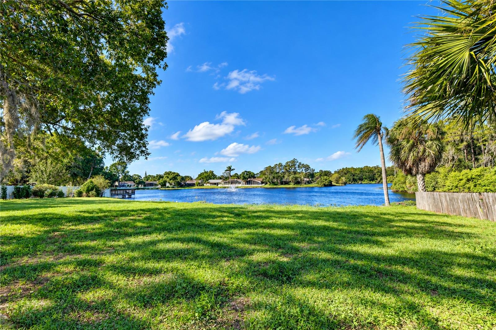 404 LAKEVIEW DRIVE, Oldsmar, FL 34677