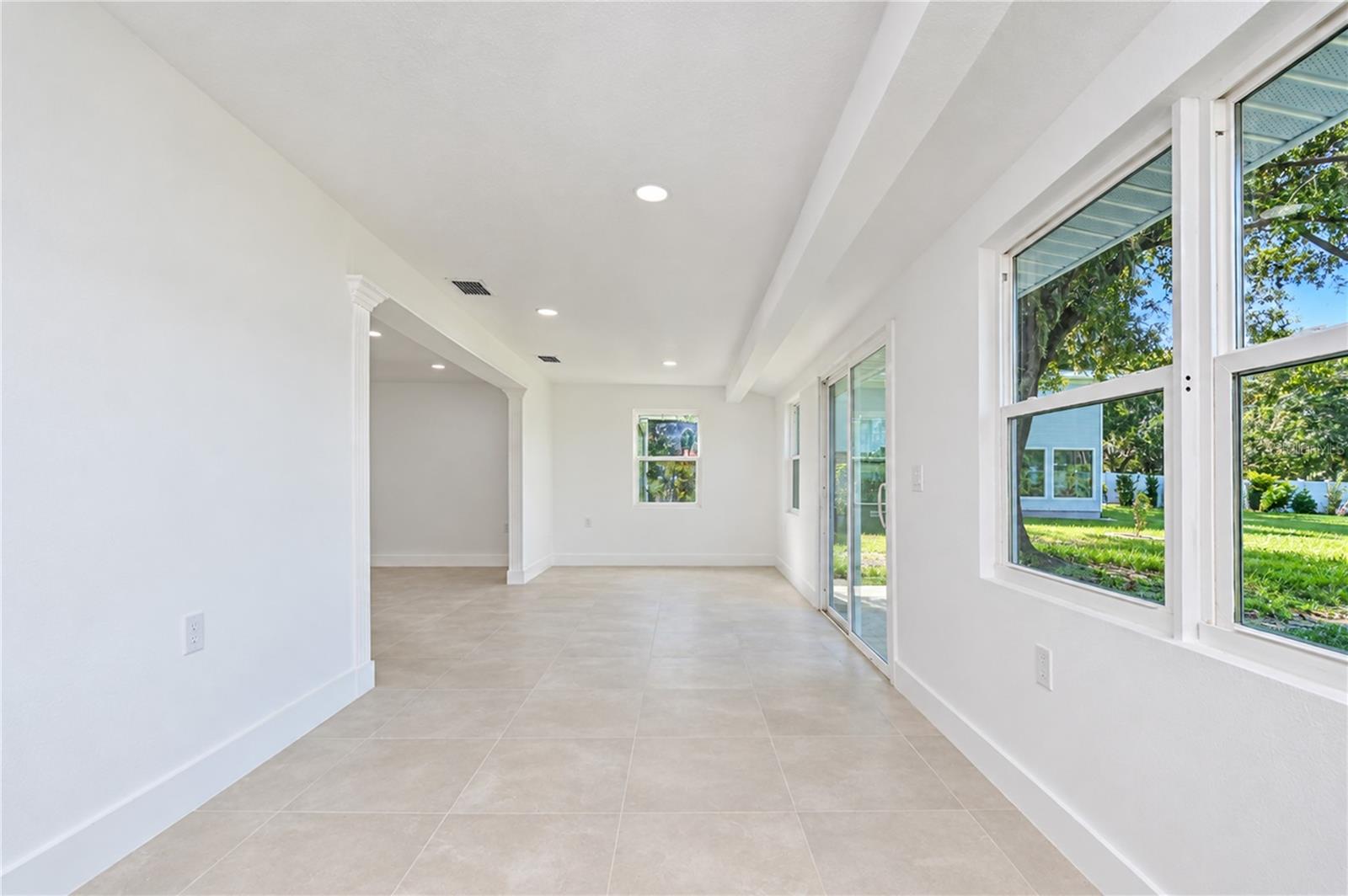 404 LAKEVIEW DRIVE, Oldsmar, FL 34677