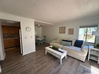 2939 BOUGH AVENUE, #C, Clearwater, FL 33760 2939 BOUGH AVENUE, #C, Clearwater, FL 33760