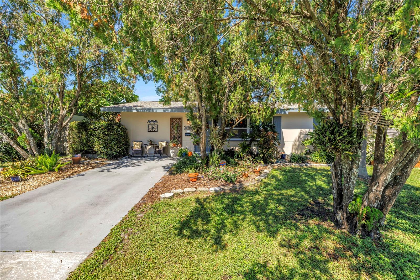 2573 62ND TERRACE N, St Petersburg, FL 33702