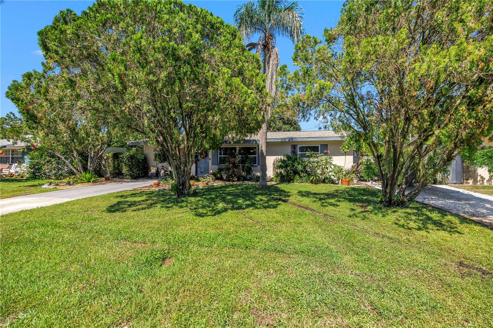 2573 62ND TERRACE N, St Petersburg, FL 33702