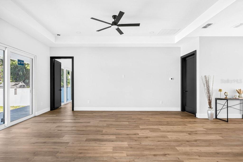 7812 N MULBERRY STREET, Tampa, FL 33604 7812 N MULBERRY STREET, Tampa, FL 33604