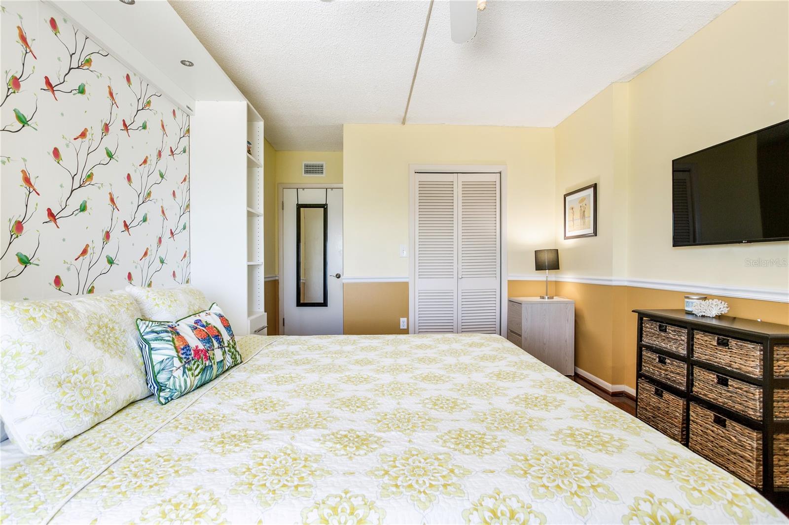 17400 GULF BOULEVARD, #B9, North Redington Beach, FL 33708