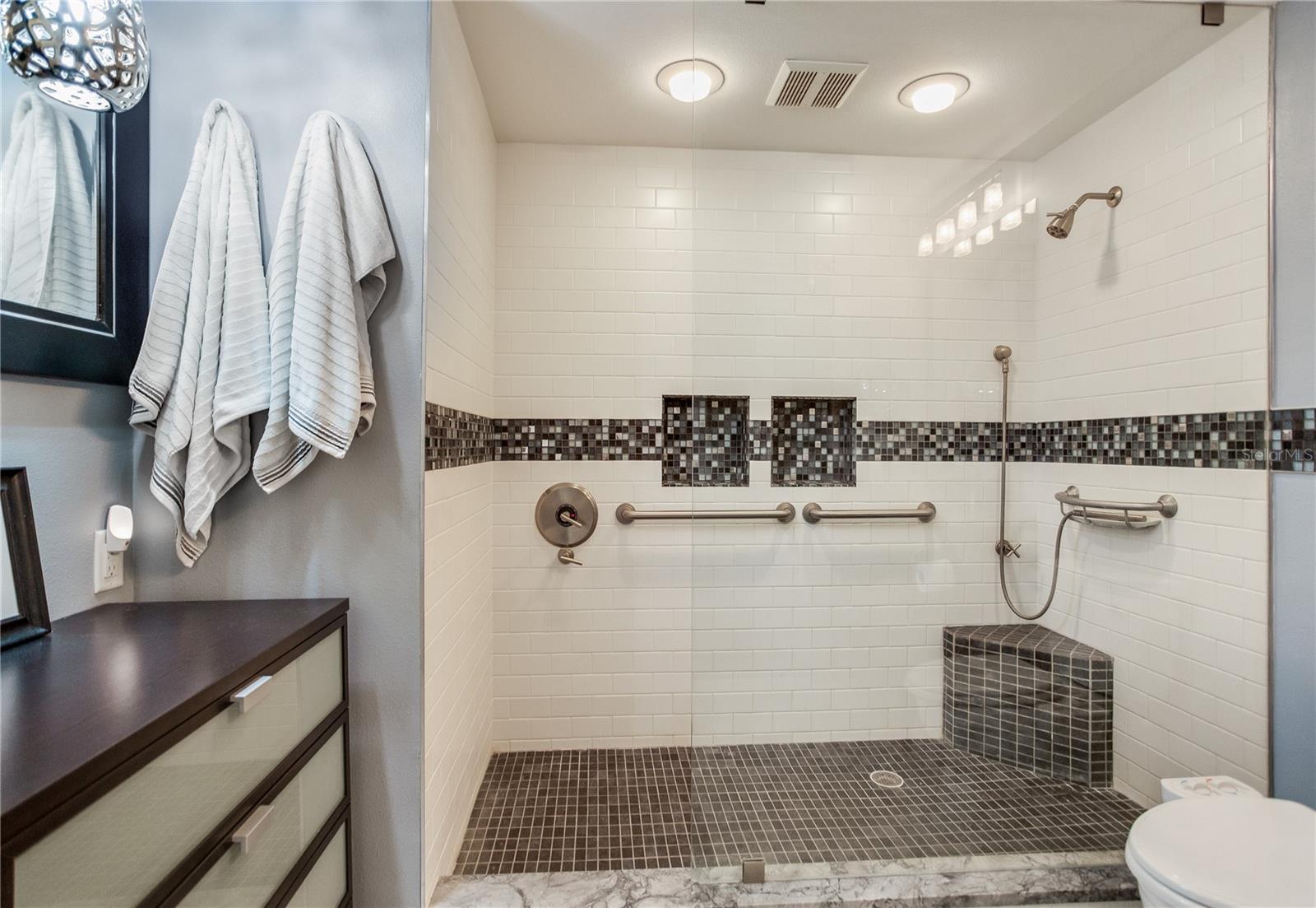 17400 GULF BOULEVARD, #B9, North Redington Beach, FL 33708