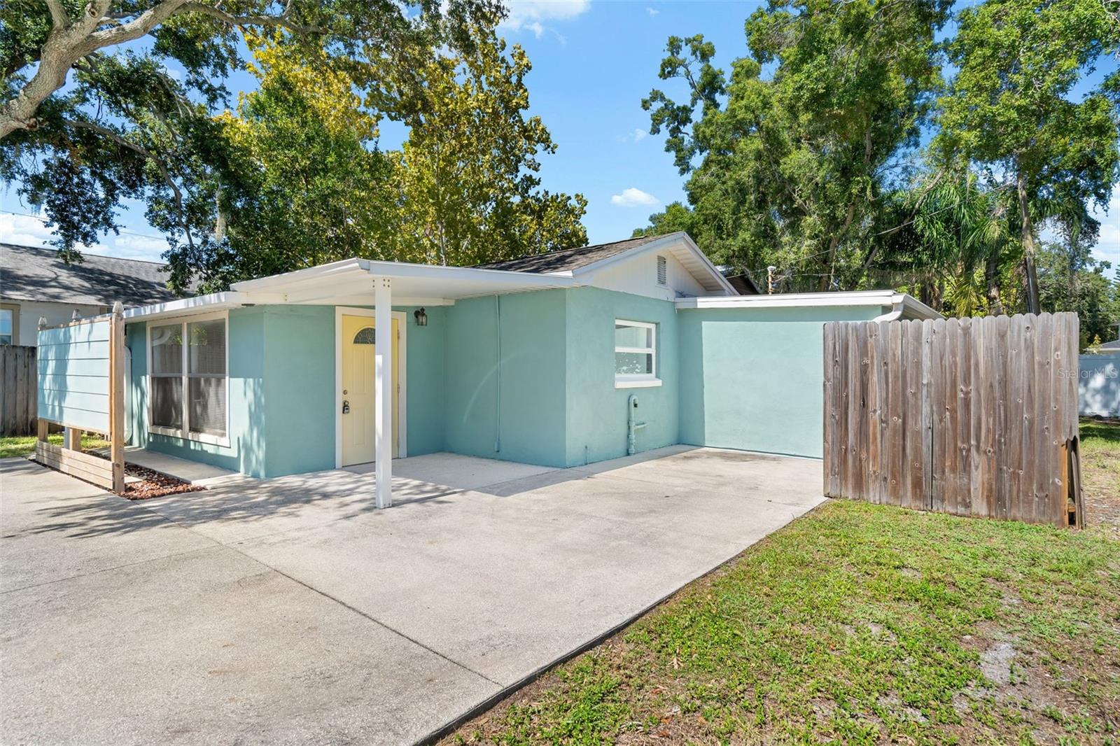2927 62ND AVENUE N, St Petersburg, FL 33702