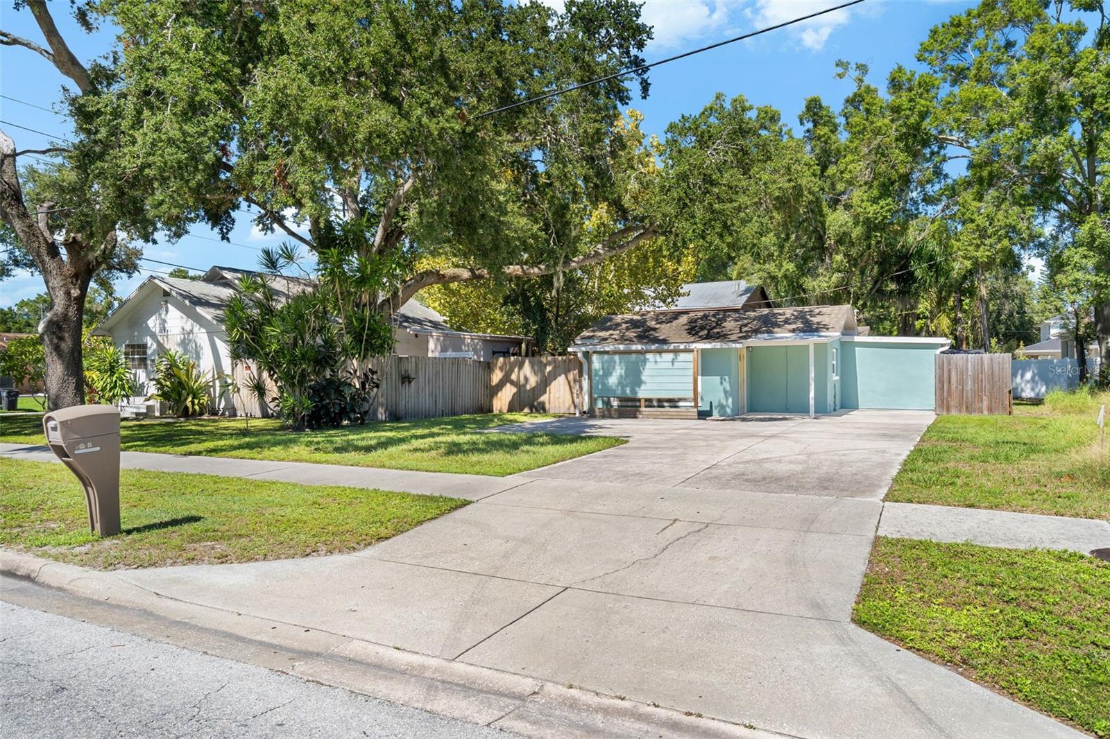 2927 62ND AVENUE N, St Petersburg, FL 33702