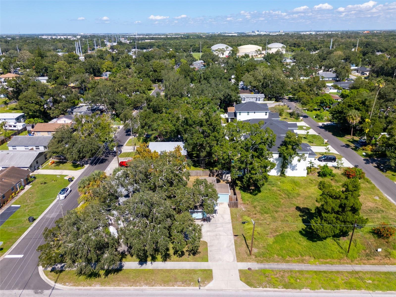 2927 62ND AVENUE N, St Petersburg, FL 33702