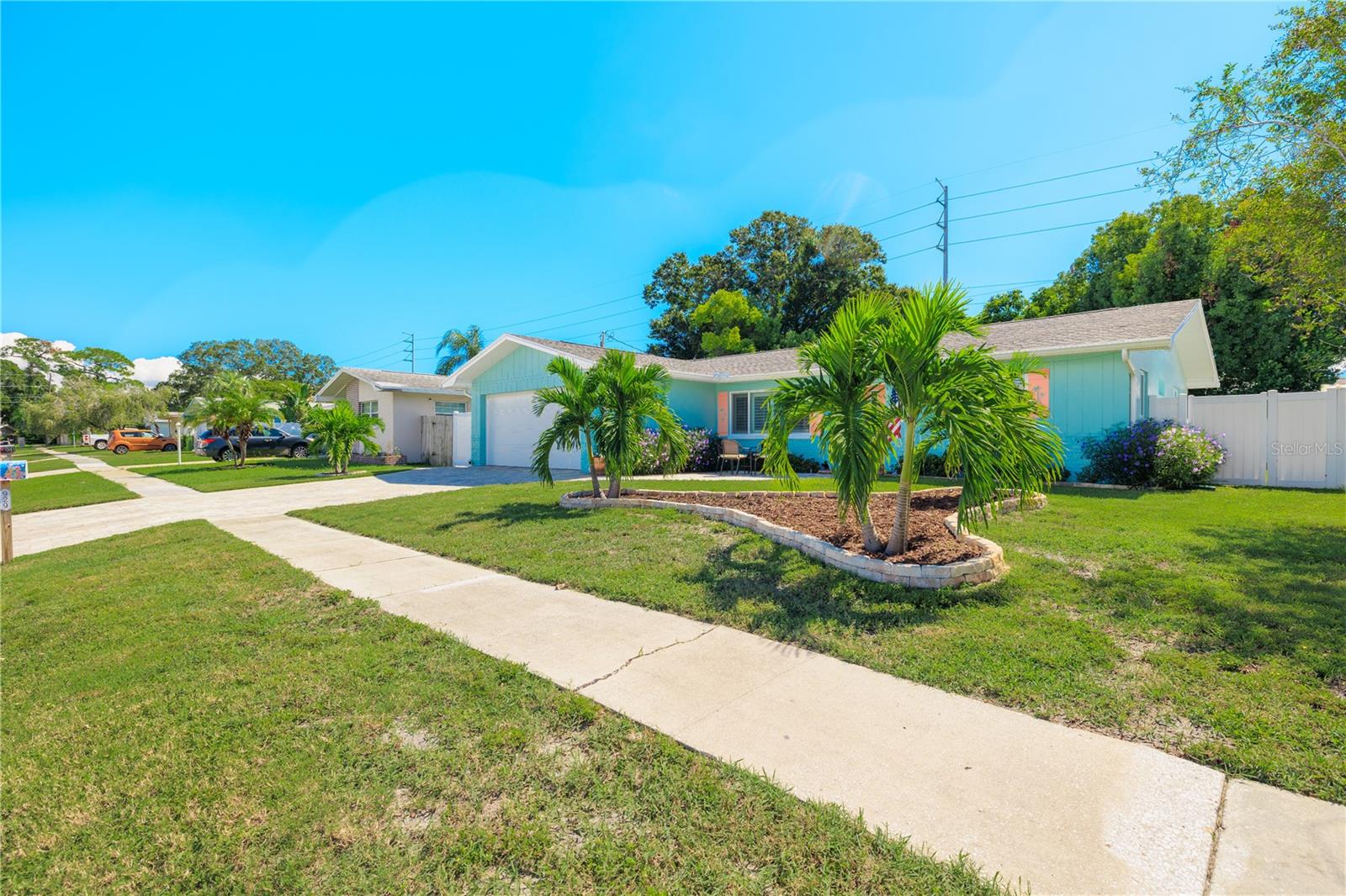 929 SANTA MONICA DRIVE, Dunedin, FL 34698 929 SANTA MONICA DRIVE, Dunedin, FL 34698