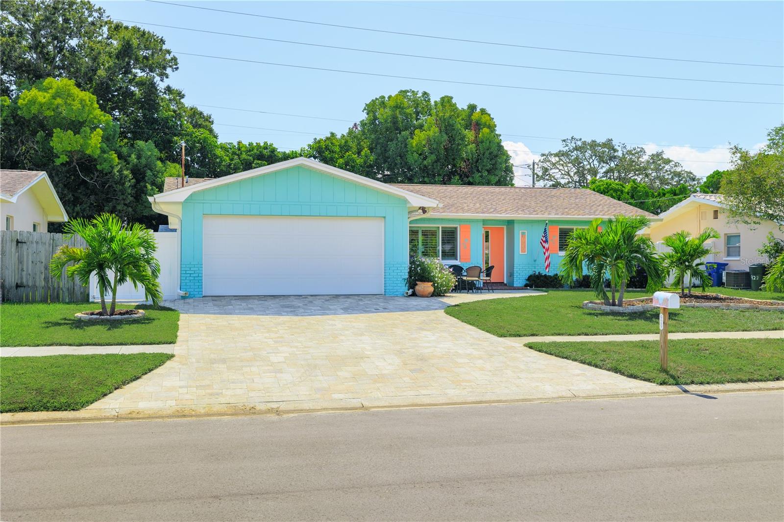 929 SANTA MONICA DRIVE, Dunedin, FL 34698 929 SANTA MONICA DRIVE, Dunedin, FL 34698