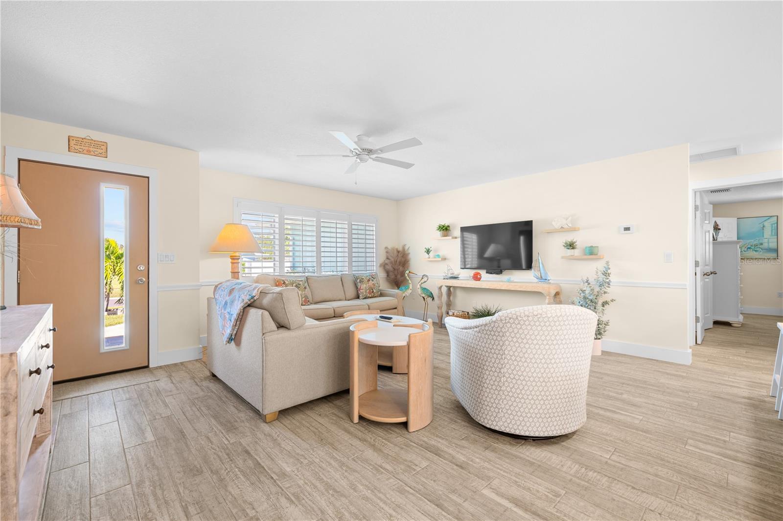 Living Room. Living Room.