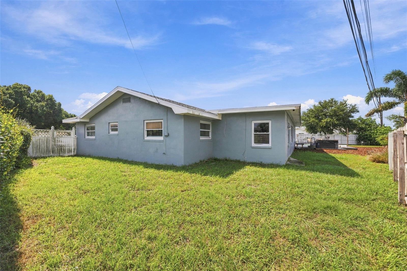9968 136TH STREET, Seminole, FL 33776