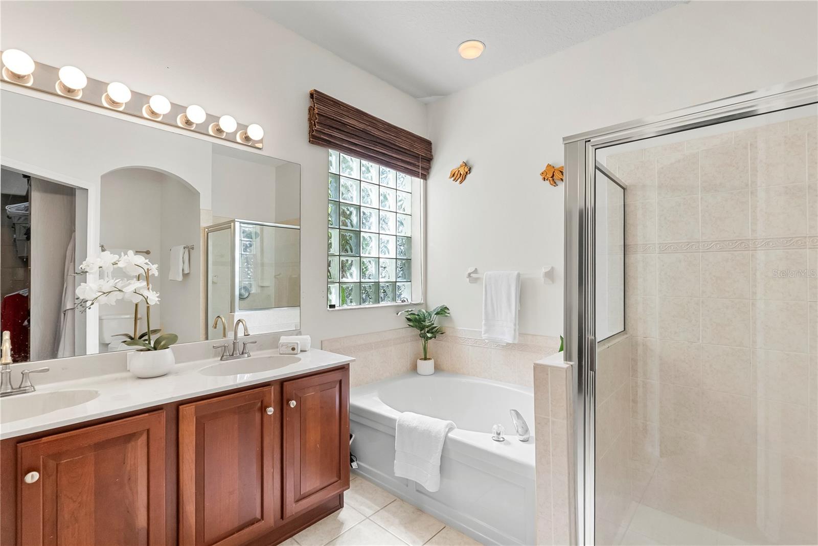 Primary En-Suite