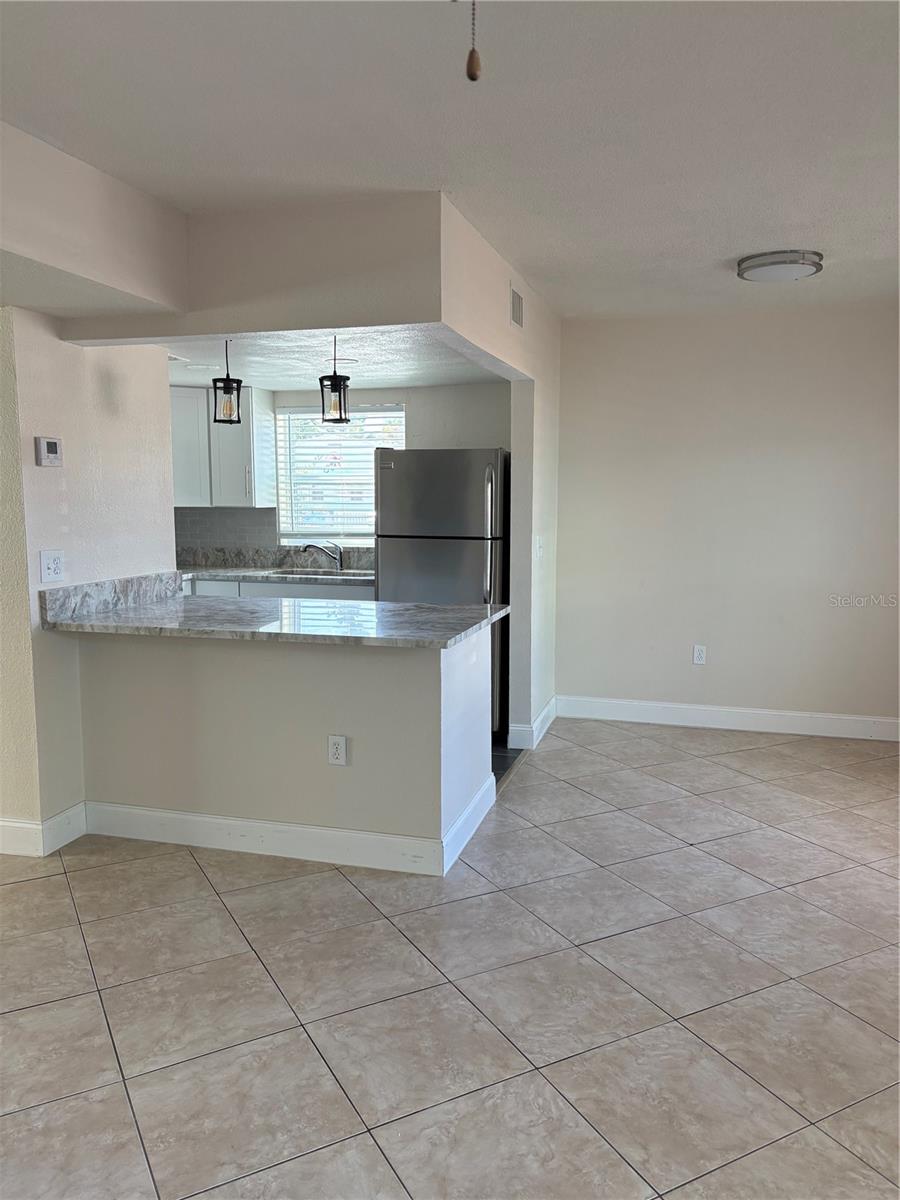 555 69TH AVENUE, #1, St Petersburg, FL 33706