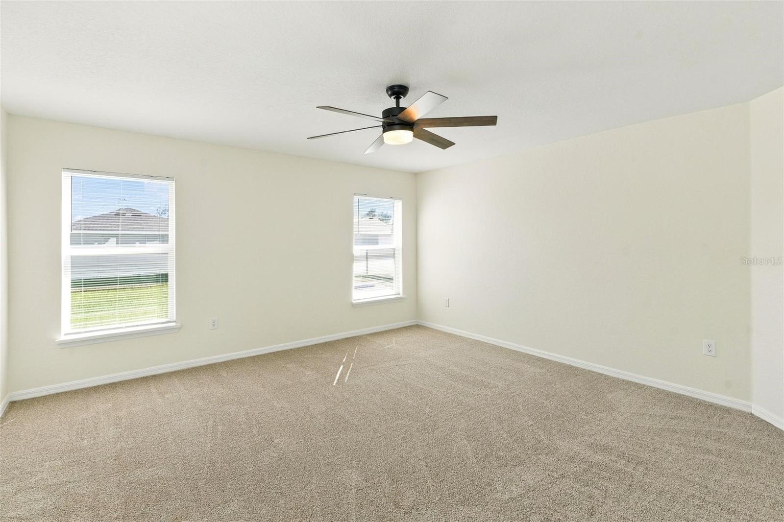 2021 HARVEST LANDING CIRCLE, Lakeland, FL 33810