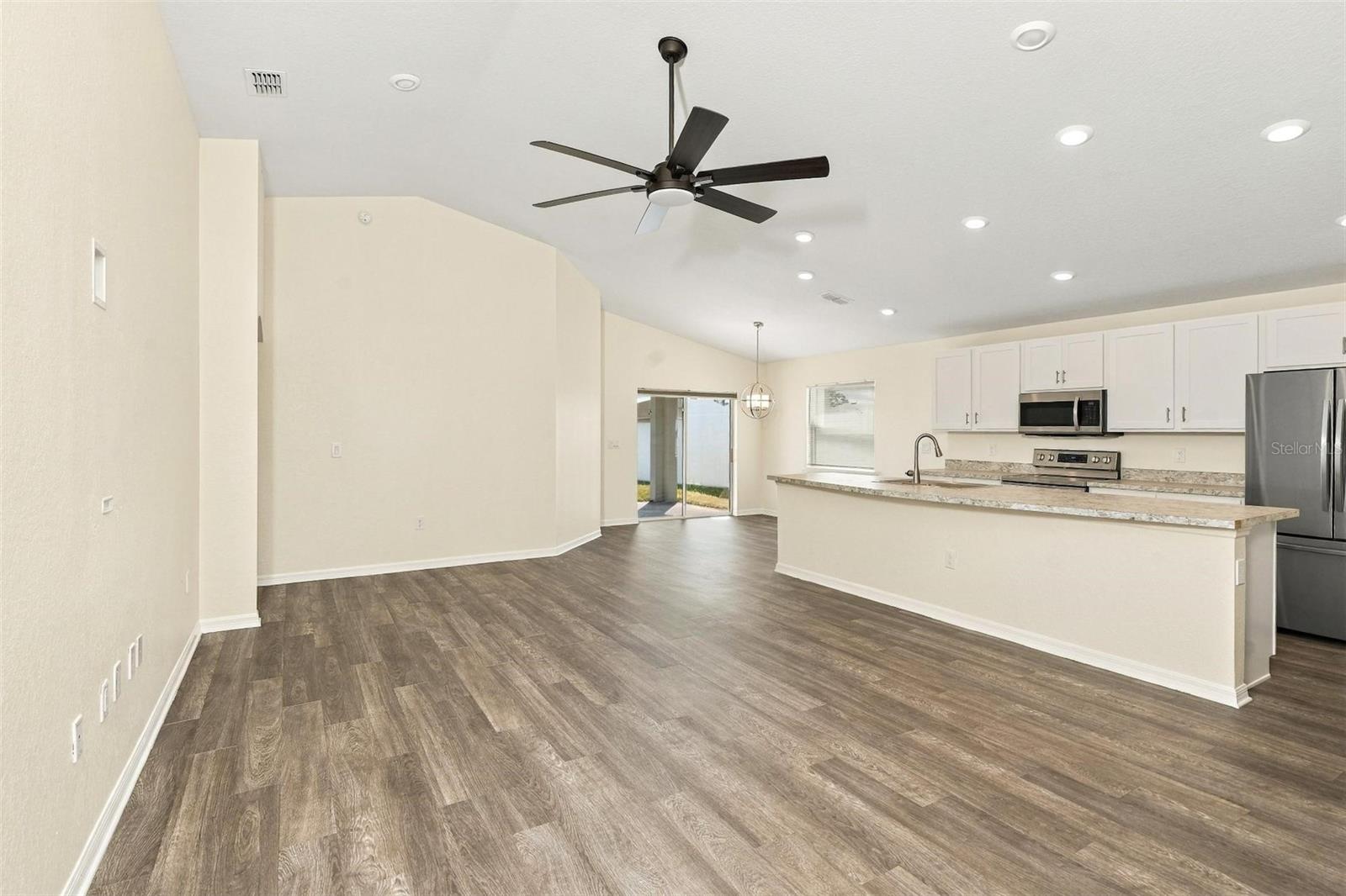 2021 HARVEST LANDING CIRCLE, Lakeland, FL 33810