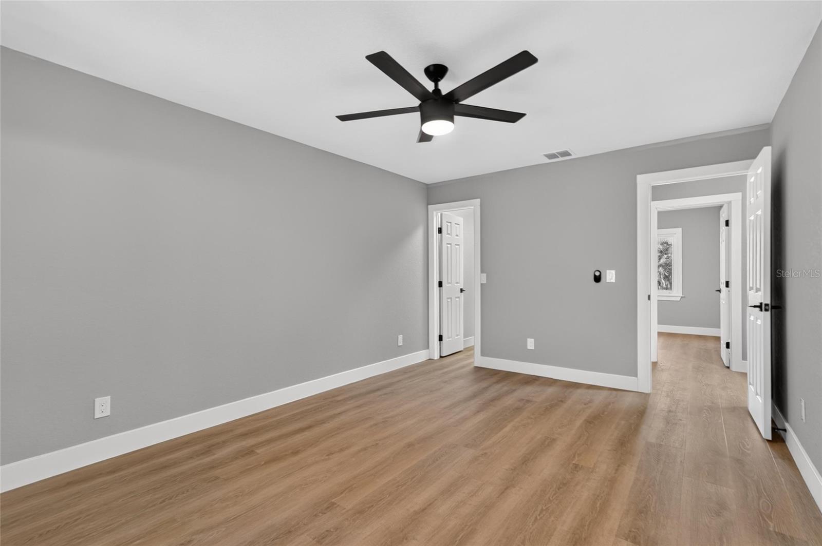 605 HILLPOINT WAY, Brandon, FL 33510