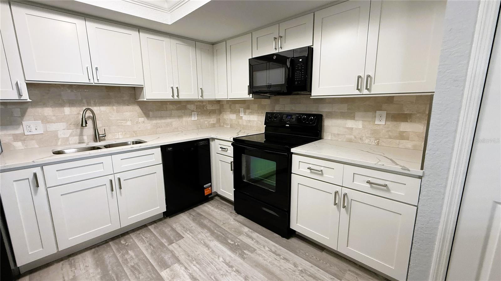 Updated Kitchen - All new appliances
