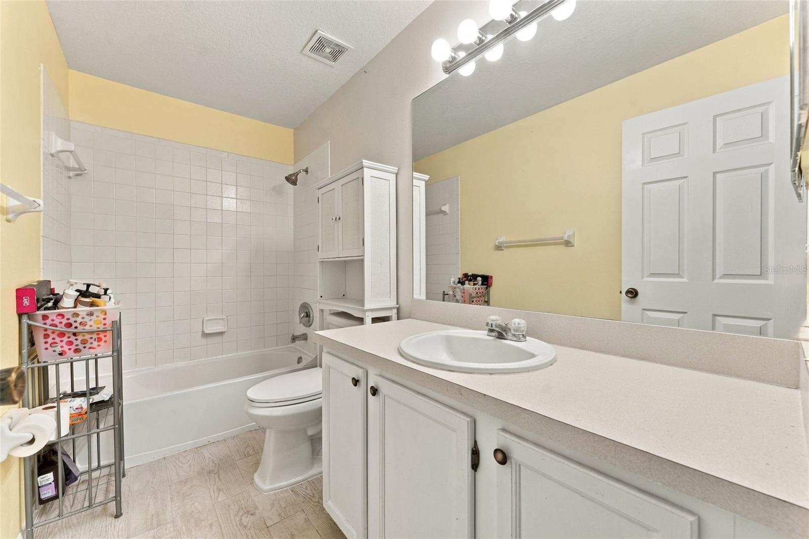 349 KENSINGTON LAKE CIRCLE, Brandon, FL 33511