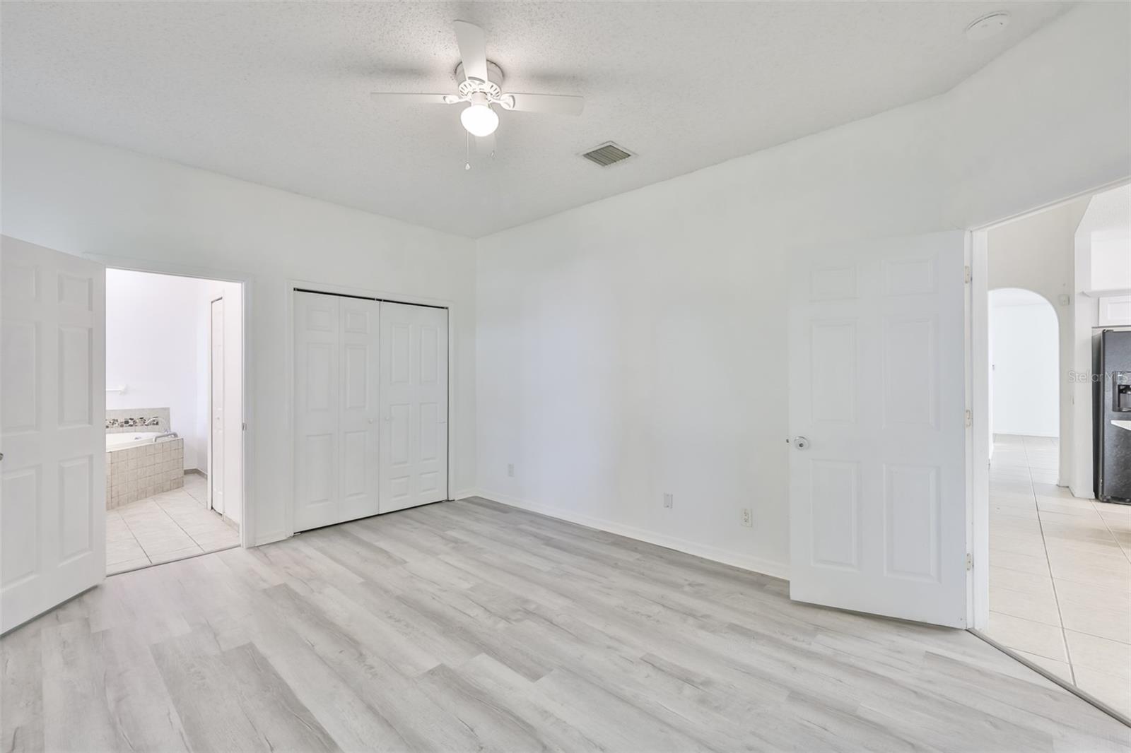 504 GREG STREET, Valrico, FL 33594