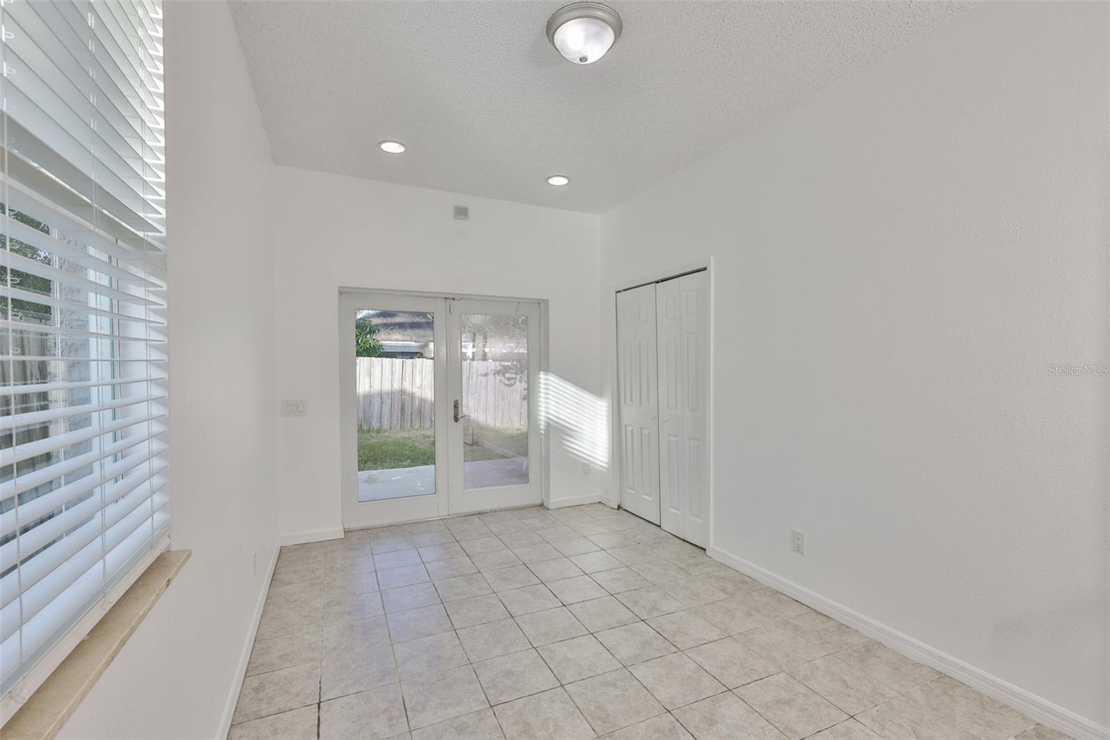 504 GREG STREET, Valrico, FL 33594