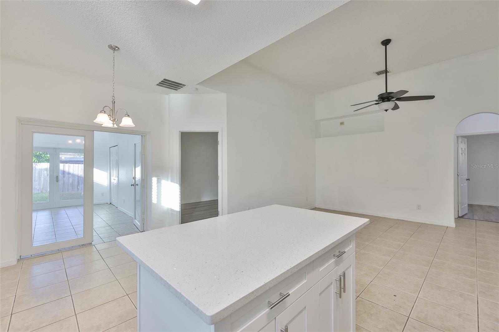 504 GREG STREET, Valrico, FL 33594