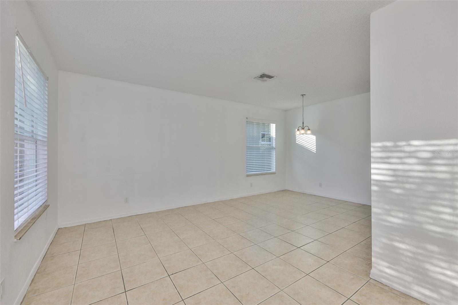 504 GREG STREET, Valrico, FL 33594 504 GREG STREET, Valrico, FL 33594