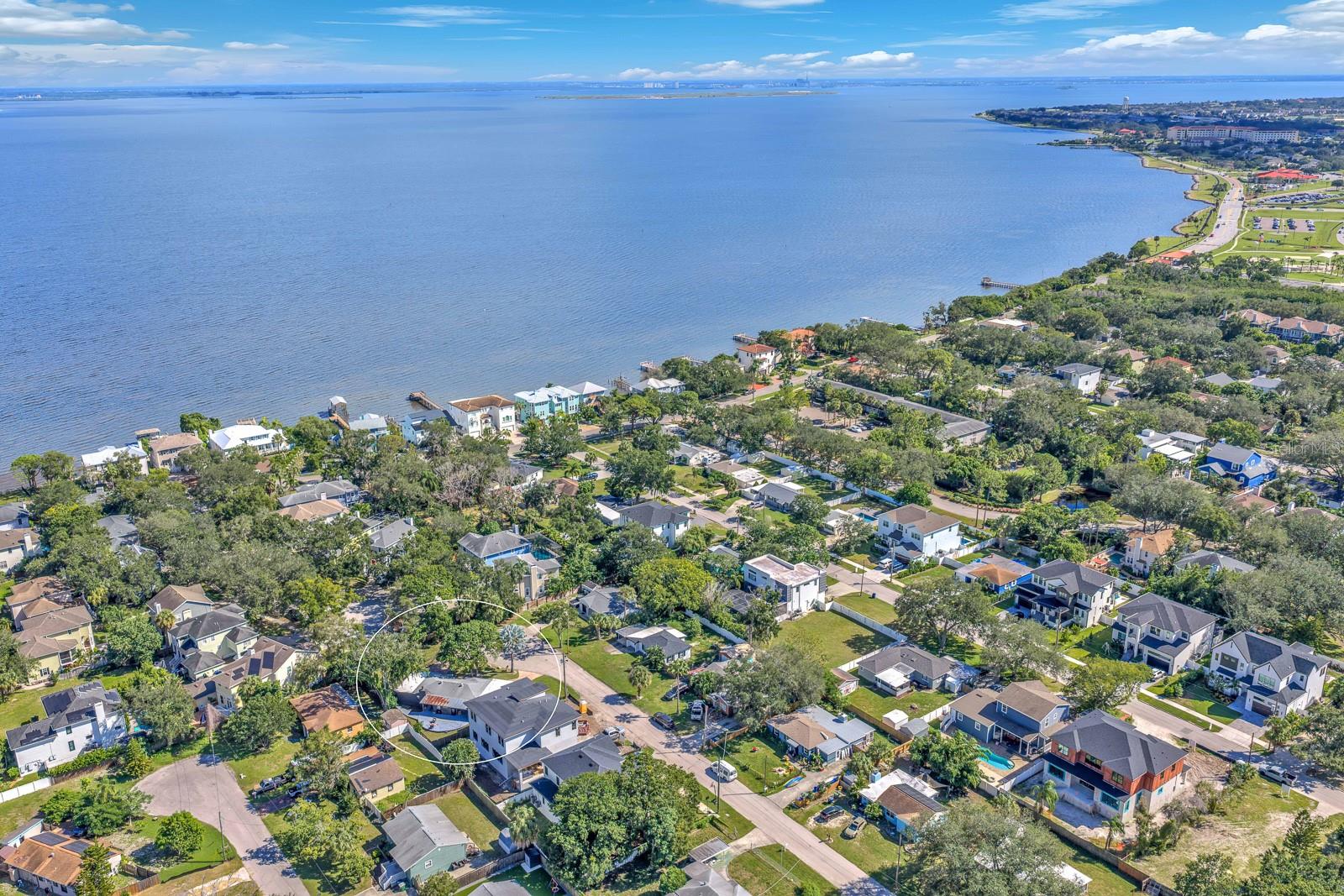 3003 W MEADOW STREET, Tampa, FL 33611