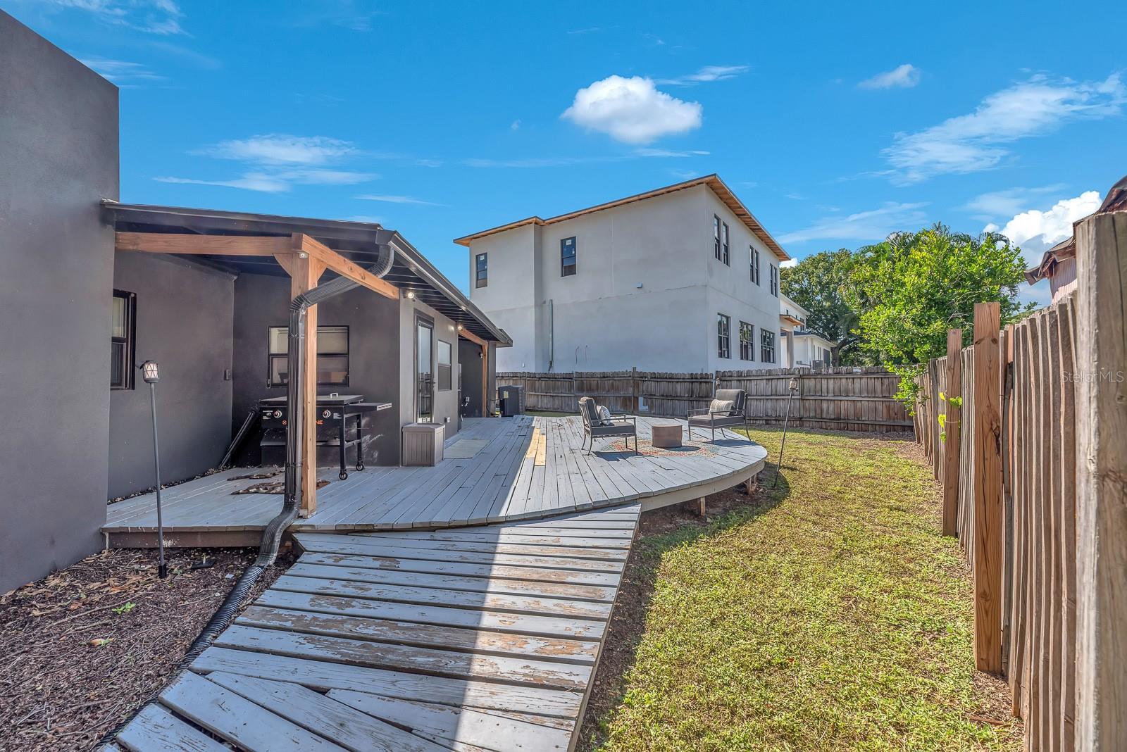 3003 W MEADOW STREET, Tampa, FL 33611