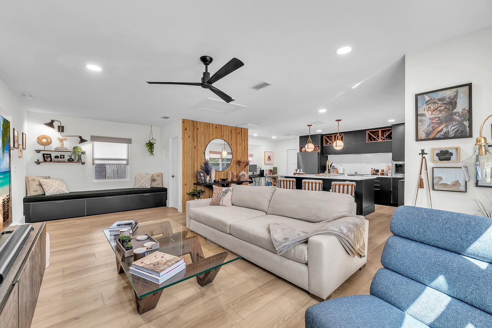 3003 W MEADOW STREET, Tampa, FL 33611