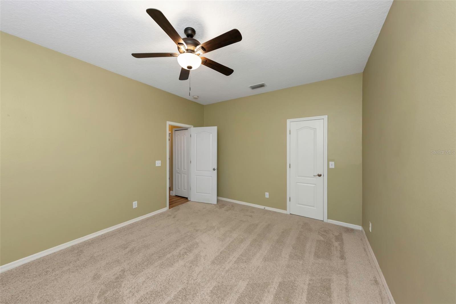 1406 MCCREA DRIVE, Lutz, FL 33549