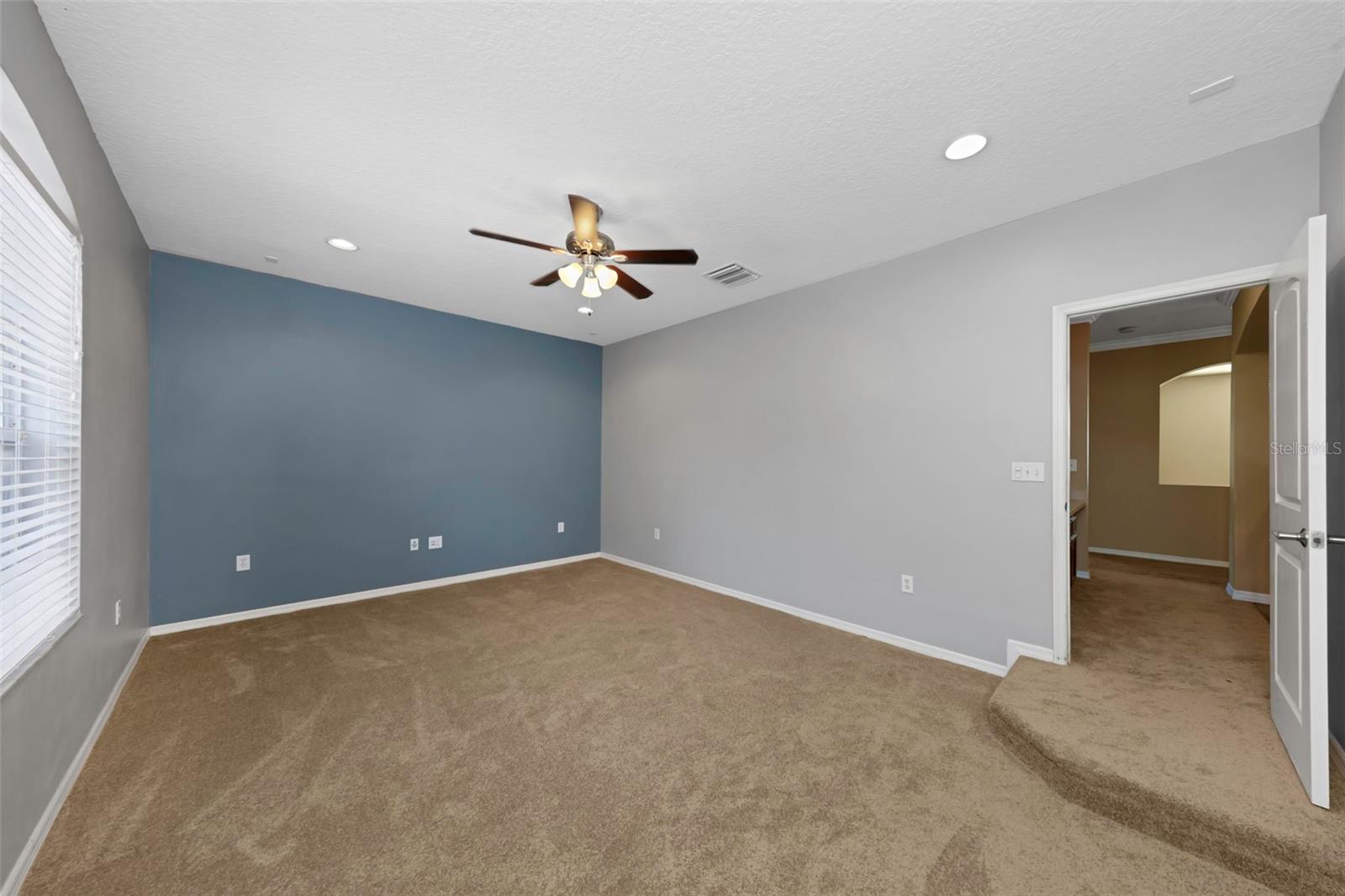 1406 MCCREA DRIVE, Lutz, FL 33549