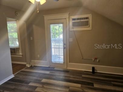 700 GROVE STREET N, #4, St Petersburg, FL 33701