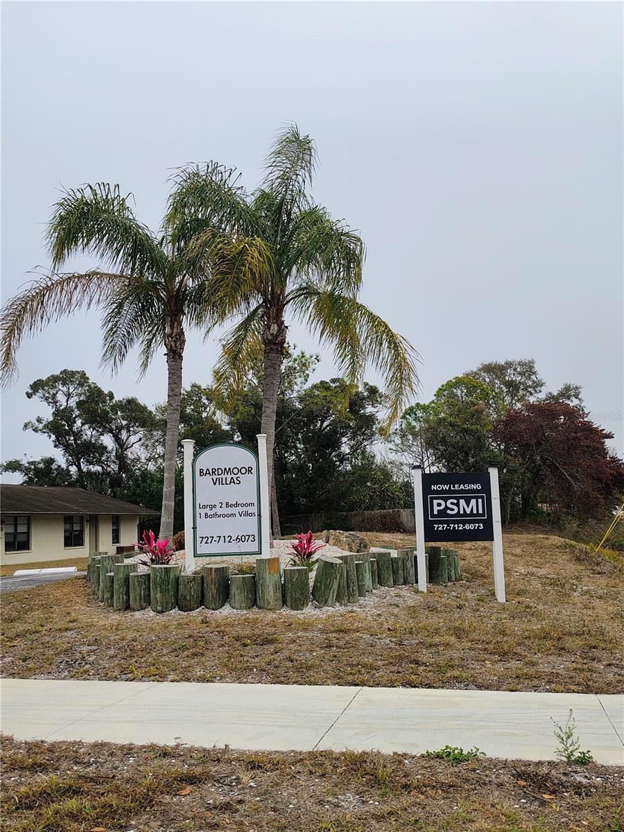 9530 LYNN LANE, #D, Seminole, FL 33777 9530 LYNN LANE, #D, Seminole, FL 33777