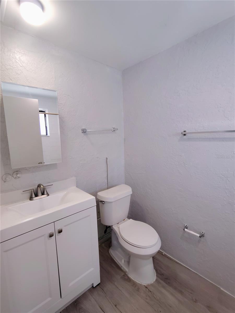 9530 LYNN LANE, #D, Seminole, FL 33777 9530 LYNN LANE, #D, Seminole, FL 33777