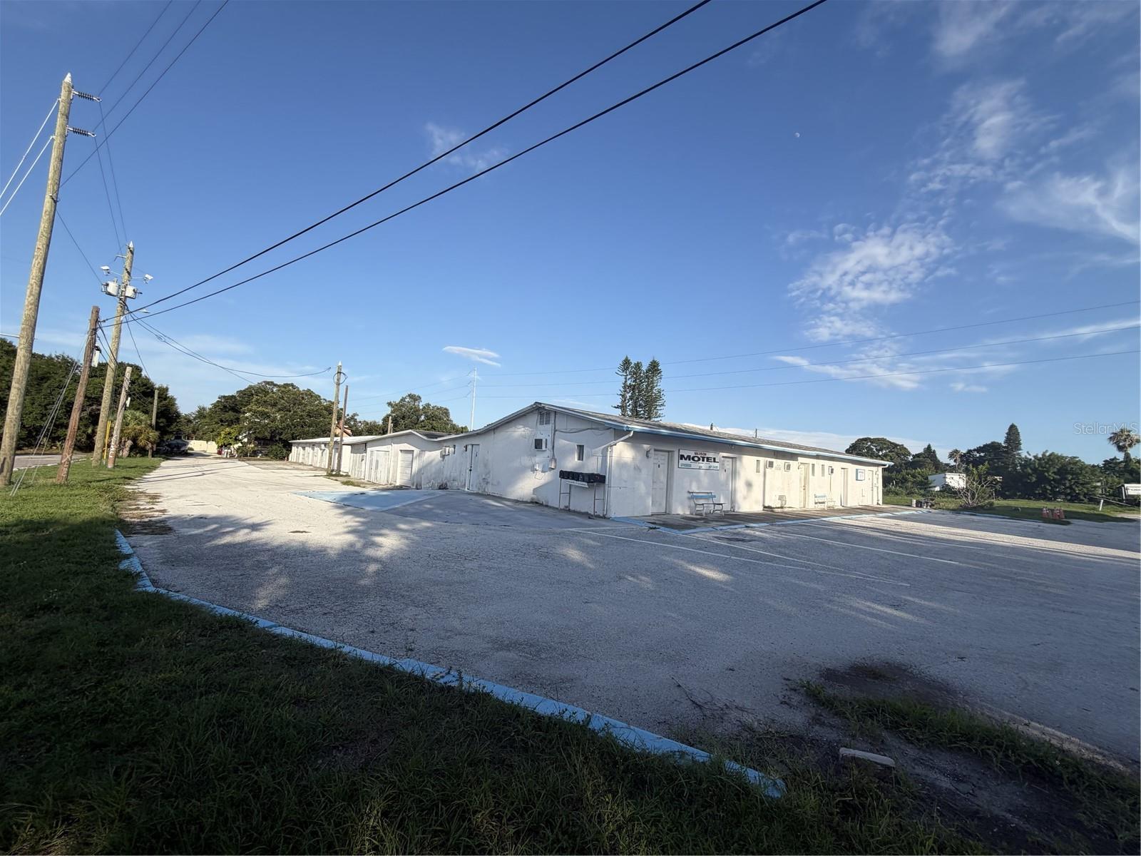6241 SEMINOLE BOULEVARD, Seminole, FL 33772