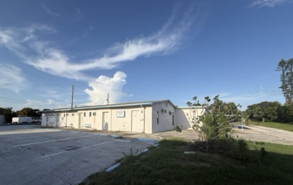 6241 SEMINOLE BOULEVARD, Seminole, FL 33772