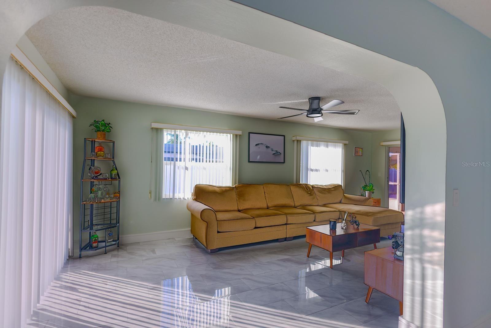 4004 HIGHLAND AVENUE W, Bradenton, FL 34205