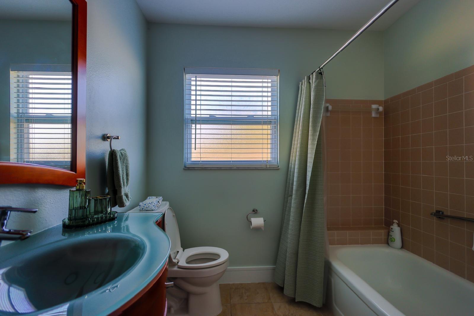 4004 HIGHLAND AVENUE W, Bradenton, FL 34205