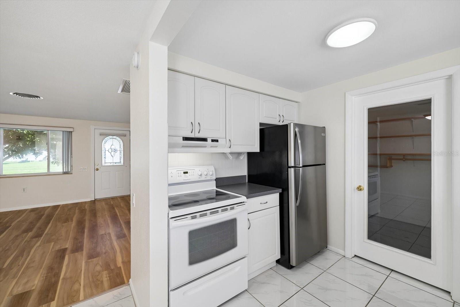9371 110TH STREET, Seminole, FL 33772