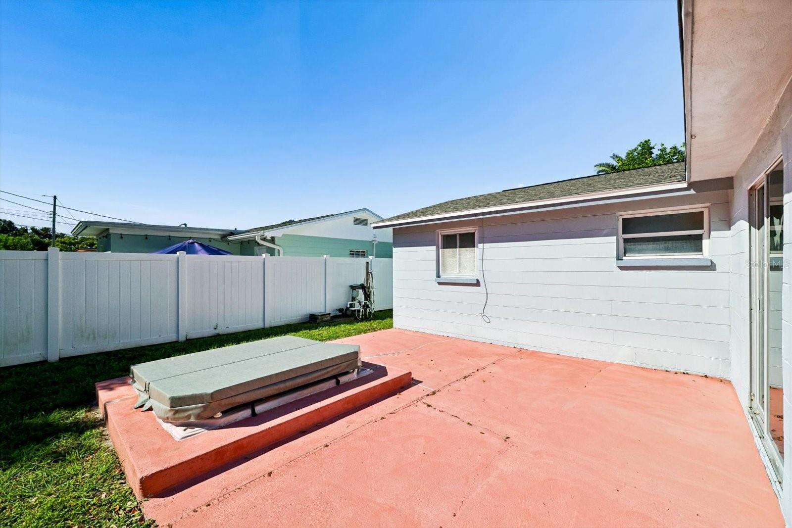9371 110TH STREET, Seminole, FL 33772
